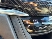 Vehicle Thumb #36