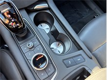 Vehicle Thumb #37