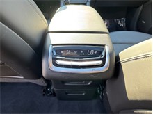 Vehicle Thumb #43