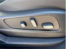 Vehicle Thumb #49