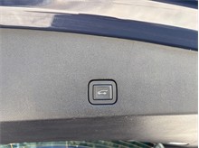 Vehicle Thumb #53
