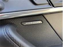 Vehicle Thumb #25