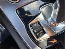Vehicle Thumb #37