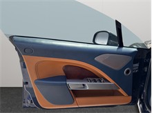 Vehicle Thumb #21