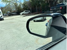 Vehicle Thumb #20