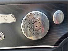 Vehicle Thumb #26