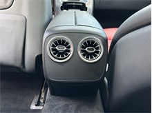 Vehicle Thumb #43