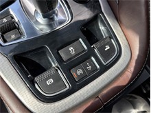 Vehicle Thumb #31