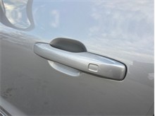 Vehicle Thumb #16