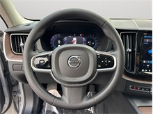 Vehicle Thumb #25