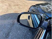 Vehicle Thumb #16