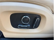 Vehicle Thumb #18