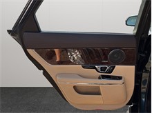 Vehicle Thumb #40