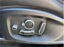 Vehicle Thumb #20