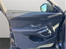 Vehicle Thumb #21