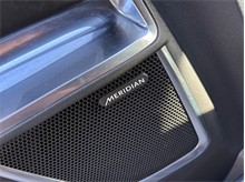 Vehicle Thumb #23