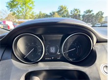 Vehicle Thumb #24