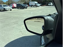 Vehicle Thumb #17