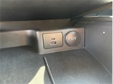 Vehicle Thumb #32