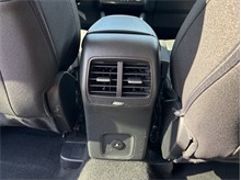 Vehicle Thumb #36