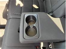 Vehicle Thumb #37