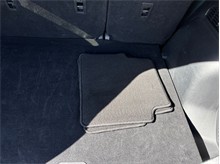 Vehicle Thumb #44