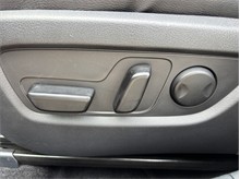 Vehicle Thumb #21