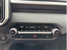Vehicle Thumb #31