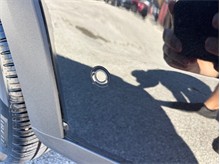 Vehicle Thumb #17
