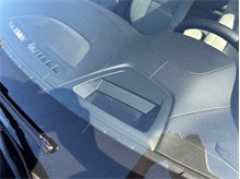Vehicle Thumb #18