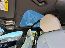 Vehicle Thumb #40