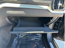 Vehicle Thumb #51