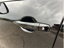 Vehicle Thumb #18
