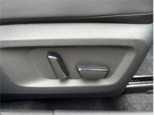 Vehicle Thumb #44