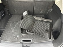 Vehicle Thumb #49