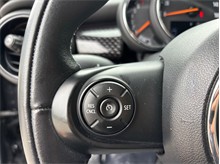 Vehicle Thumb #23