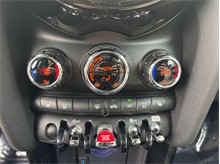 Vehicle Thumb #28