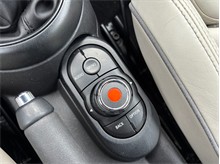 Vehicle Thumb #30