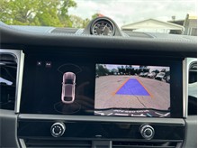 Vehicle Thumb #31