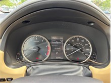 Vehicle Thumb #23