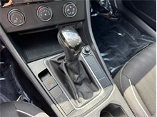 Vehicle Thumb #25