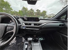 Vehicle Thumb #11