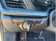 Vehicle Thumb #32