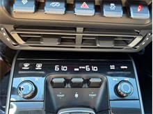 Vehicle Thumb #36