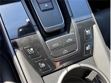Vehicle Thumb #37