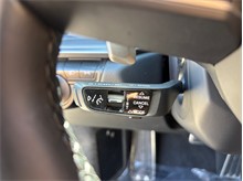 Vehicle Thumb #39
