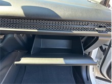 Vehicle Thumb #36