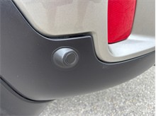 Vehicle Thumb #15