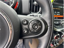 Vehicle Thumb #26