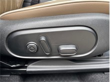 Vehicle Thumb #44